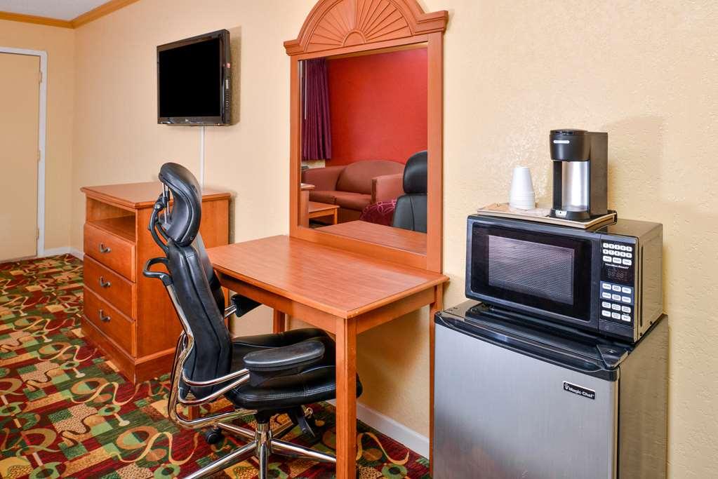Americas Best Value Inn Buda Luaran gambar